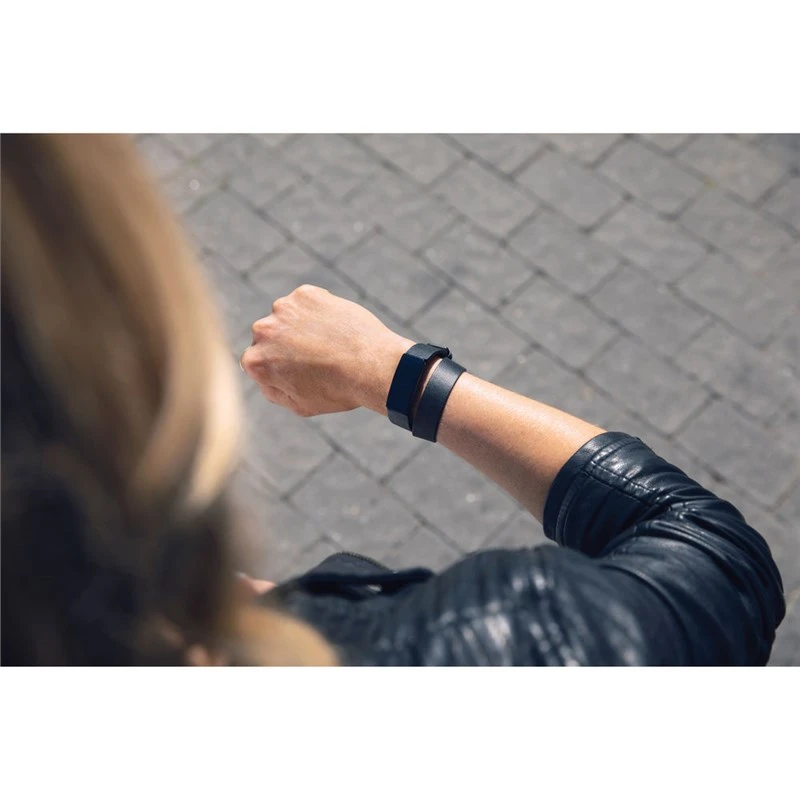 Fitbit Inspire Horween Leather Double Wrap Band Black - Image 4